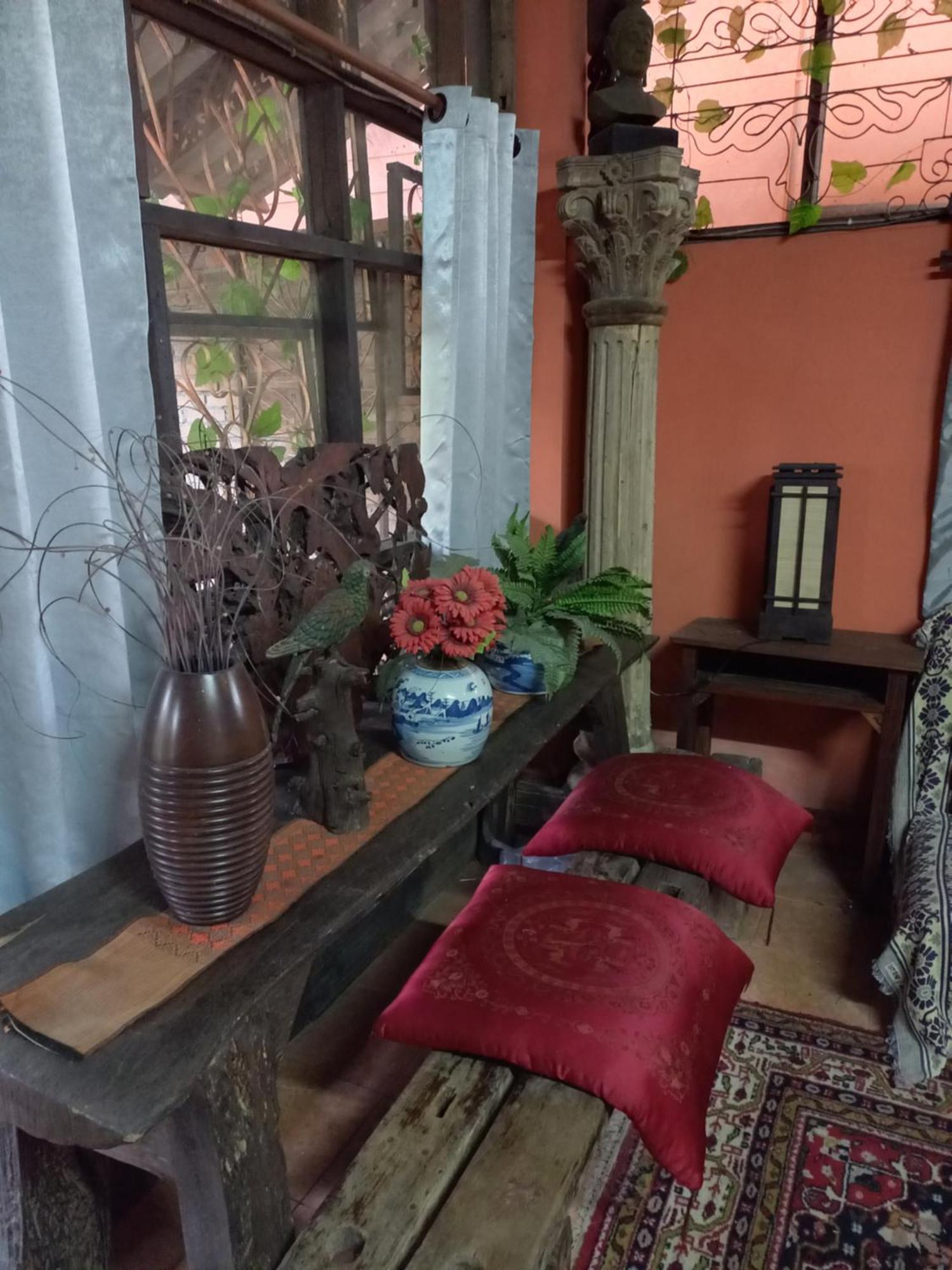 Teak House Chiang Mai Hotel Exterior photo