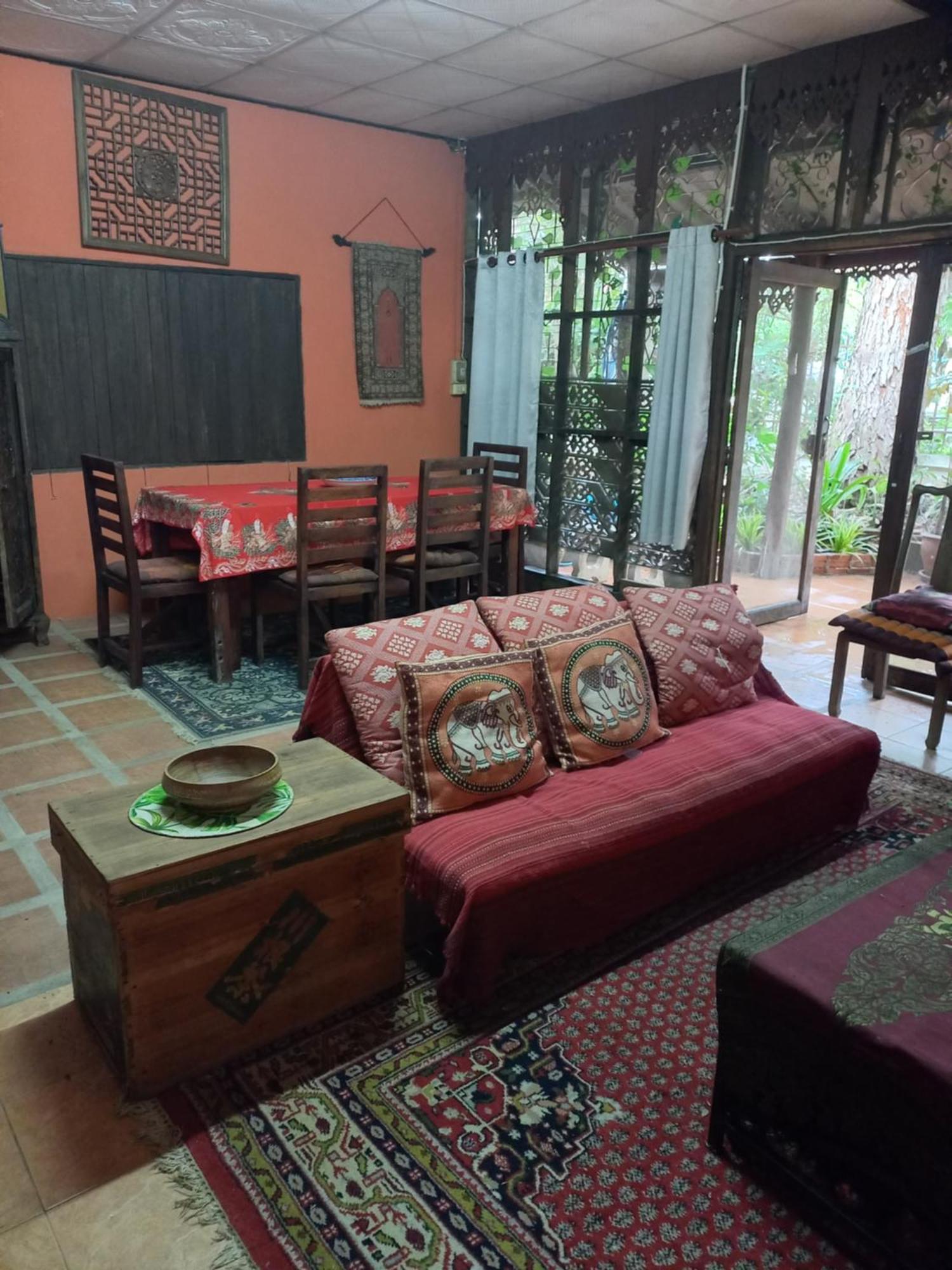 Teak House Chiang Mai Hotel Exterior photo
